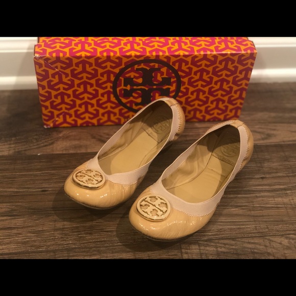 Tory Burch Caroline Flat - Picture 3 of 7
